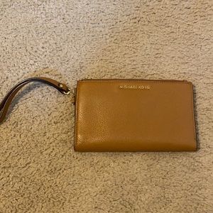 Michael Kors wristlet/ wallet